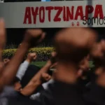 Gobiernos estatales de oposición financian compra de bots, denuncia AMLO