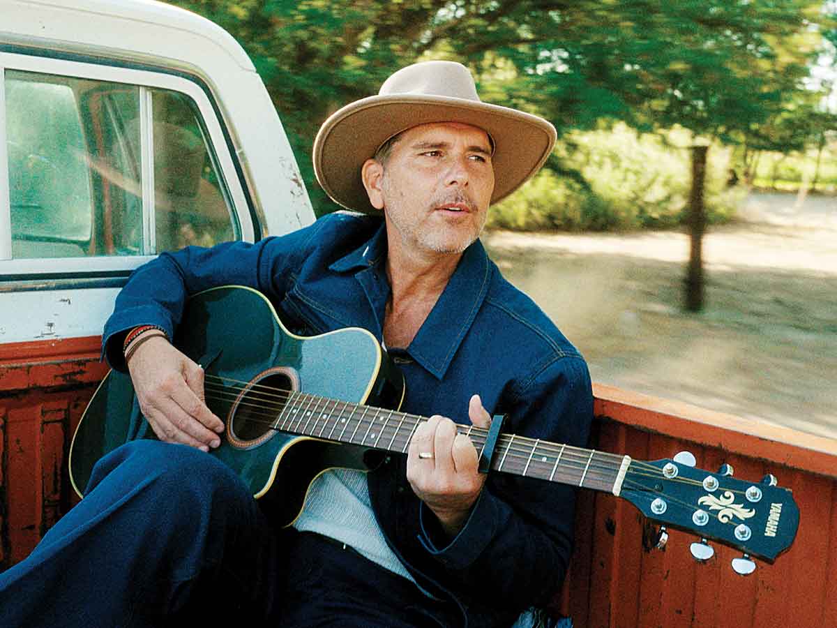 "El látigo de la ambición: Christian Meier, un rostro conocido reivindica su capacidad de transformación"