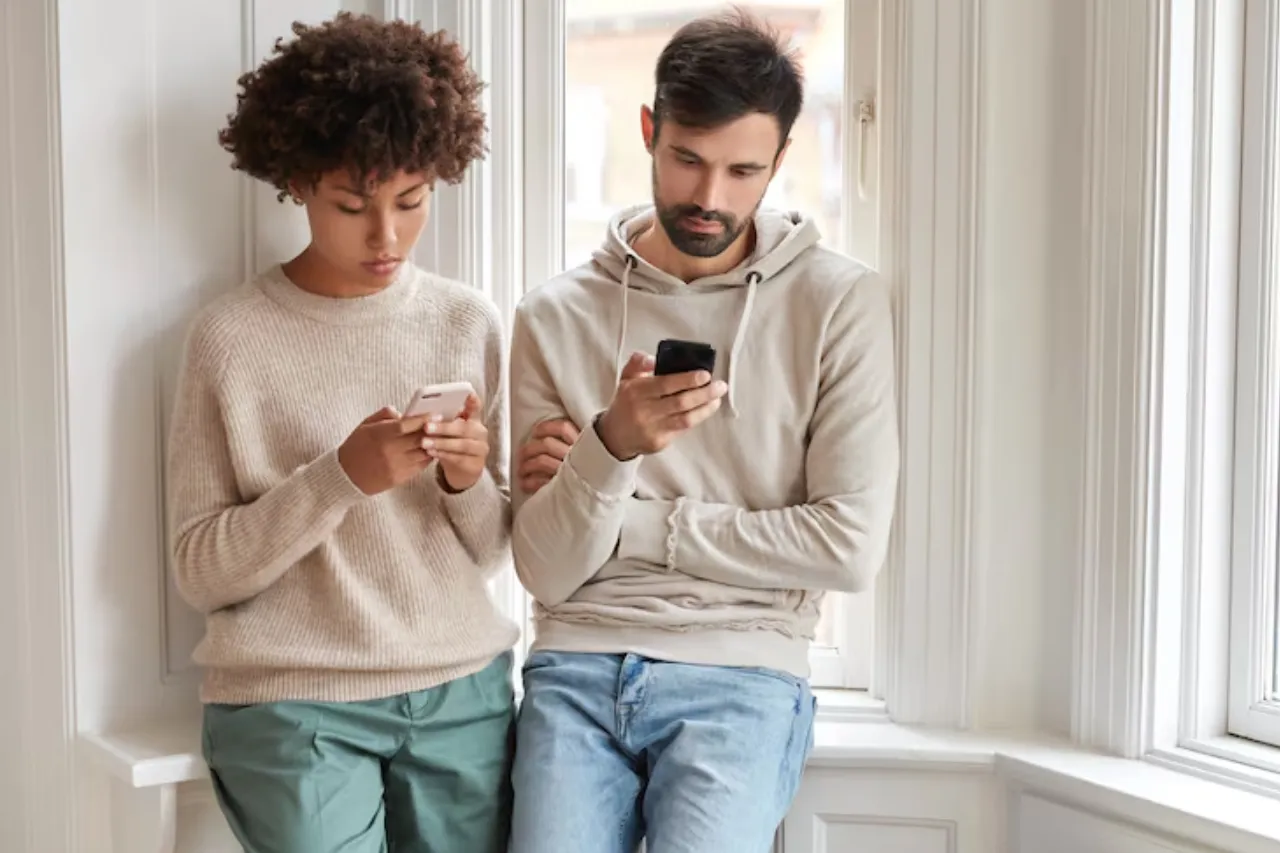 "El riesgo de dejar sin cobertura a los viajeros mexicanos: La alarma sobre la inestabilidad del servicio móvil en un destino turístico popular"