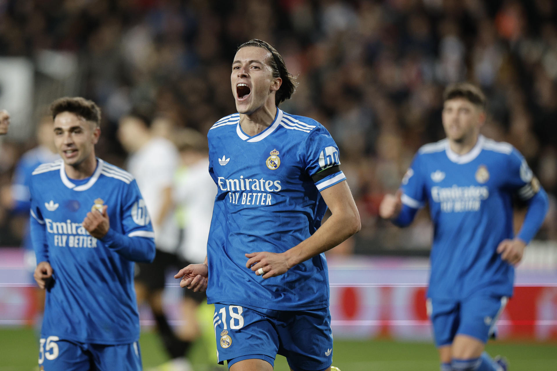 Carreras y Mbappé dan el triunfo al Real Madrid 0-2 ante el Valencia
